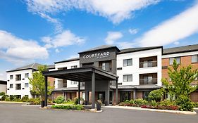 Courtyard By Marriott Concord
